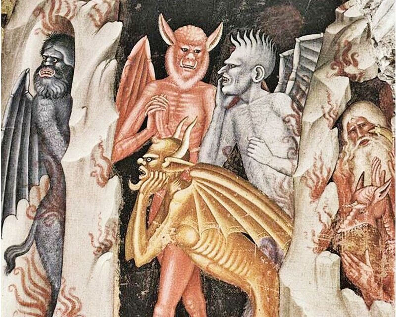 BATS, ONE OF THE SPOOKIEST IMAGES OF HALLOWEEN