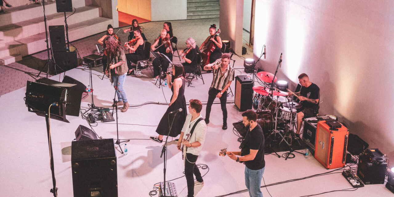 Banja Luka stands with shelter dogs: around 500 people join OIPA Bosnia’s fundraising concert